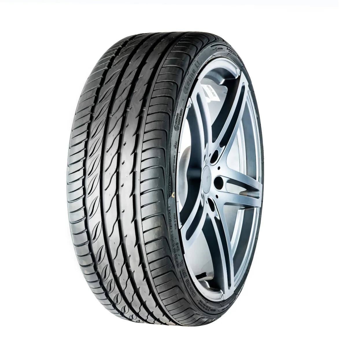 235/50R17 MASSIMO Leone L1 100W XL