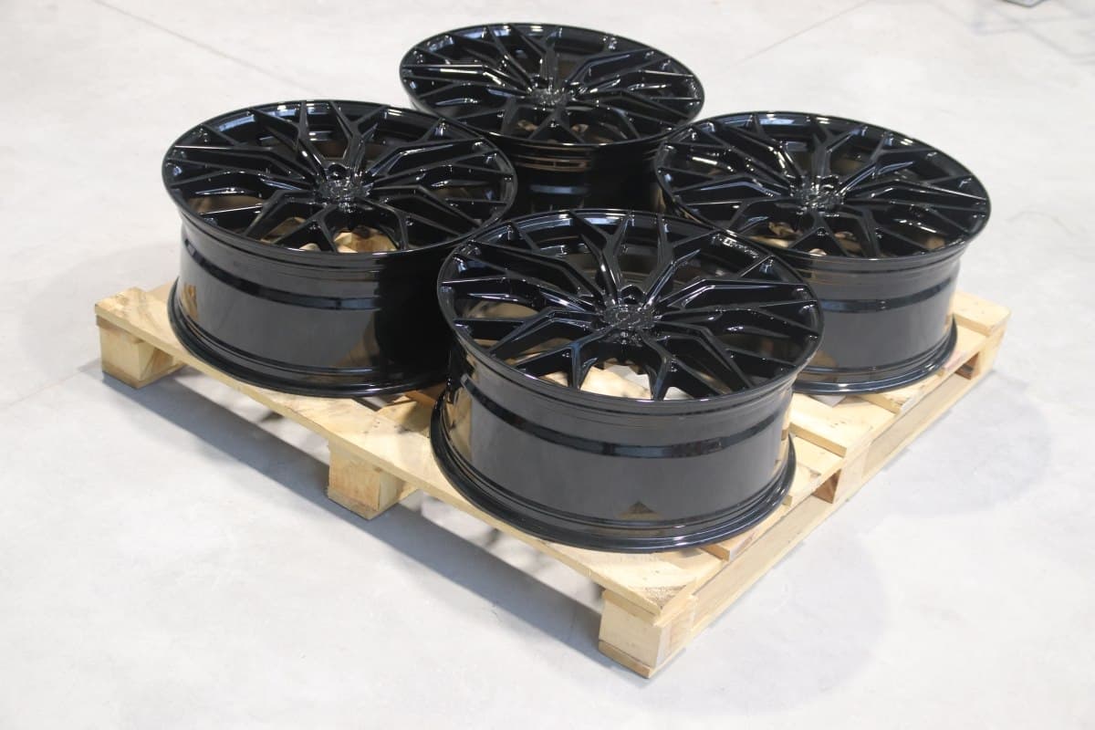 R22 X 9.5 5X127 ET42 74.1 CONCAVER Complete Sets Black