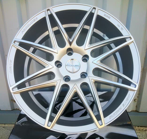R19 X 8.5 5X120 ET35 72.6 REPLICA (HIINA) DW8032 MS